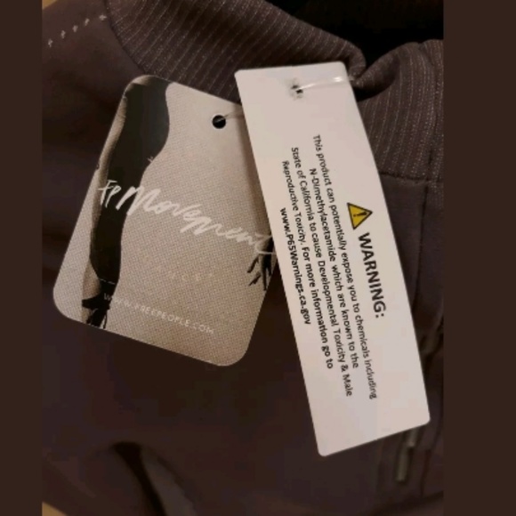 Free People Honeycomb Pullover Zip Top Thumbholes - Picture 4 of 8